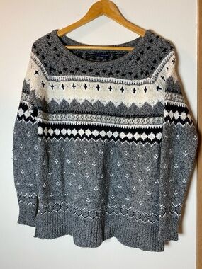 American Eagle Outfitters Gray & Cream Fair Isle Crewneck Sweater